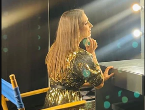 ¡Yo quiero que lleves un look metalizado!